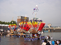 川渡り神幸祭