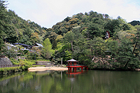 不動池遠景