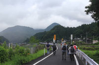 宝珠山駅からウォークスタート 